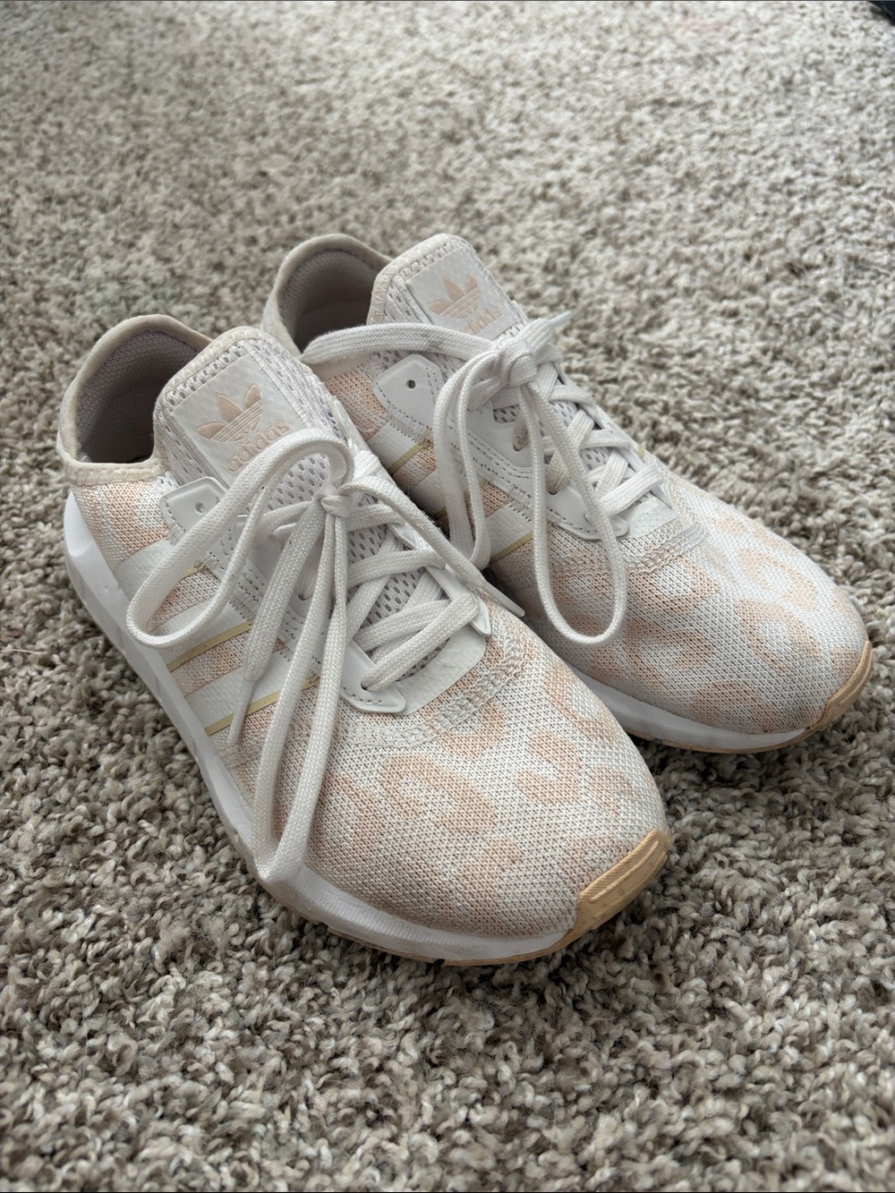 adidas Women's Cream & Peach Leopard Knit Sneakers